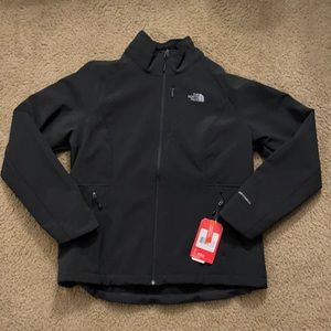 NWT Black North Face soft shell zip up